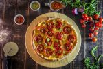 3 avantaje - pizza la cuptor cu lemne